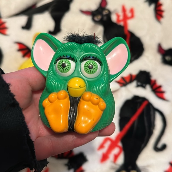 Vintage McDonalds Furbys - Picture 4 of 5